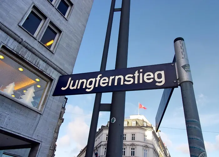 Jungfernstieg Family&Business Apartment