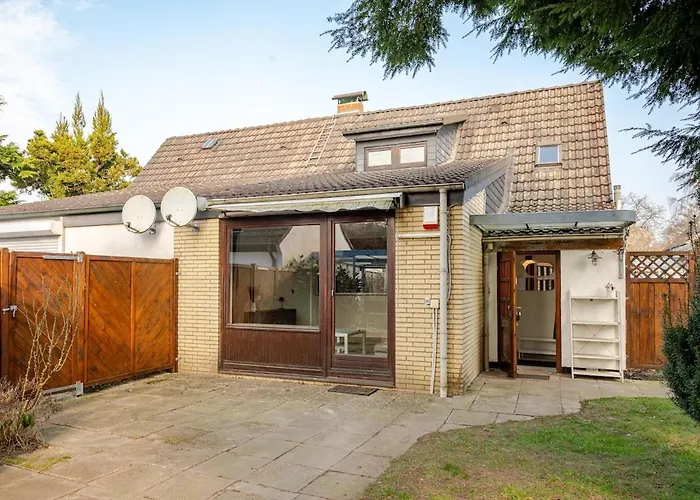 Familien Oase mit Jacuzzi und Garten