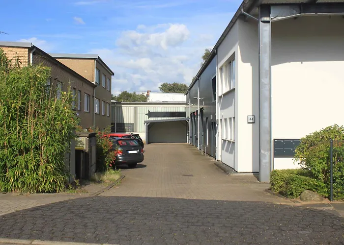 R B Hamburg Business Am Flughafen Für 1-5 Personen - Ideal Für Geschäftsreisende Und Familien - Küche - Waschtrockner - Smart TV - Kostenloser Parkplatz
