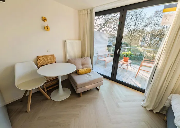 Maritim Studio mit grosszügigen Balkon Freier Strassenparken