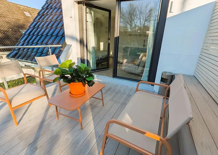 Maritim Studio mit grosszügigen Balkon Freier Strassenparken