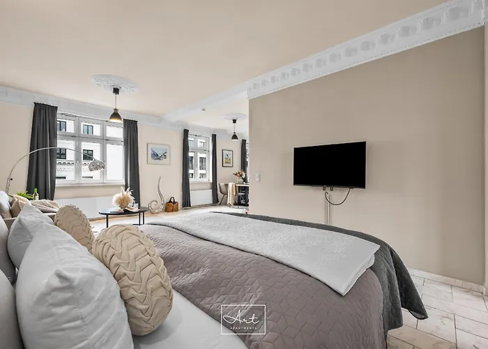 Art Apartments