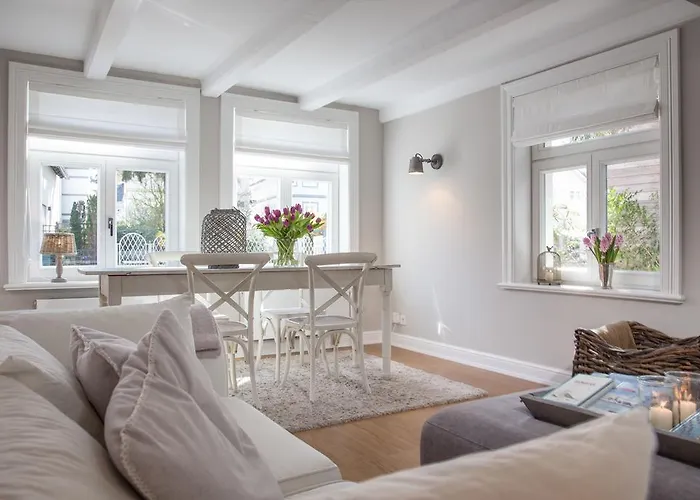ELBCOTTAGE